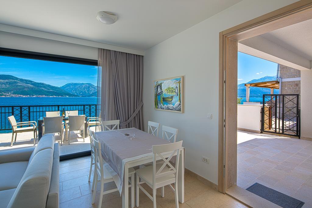 Villa Krasici Tivat Buitenkant foto
