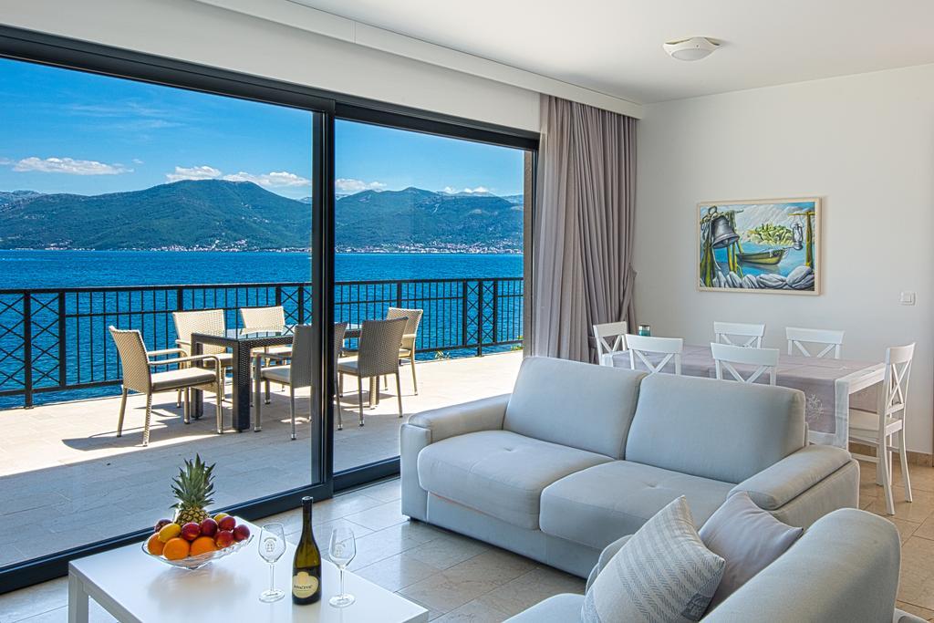 Villa Krasici Tivat Buitenkant foto