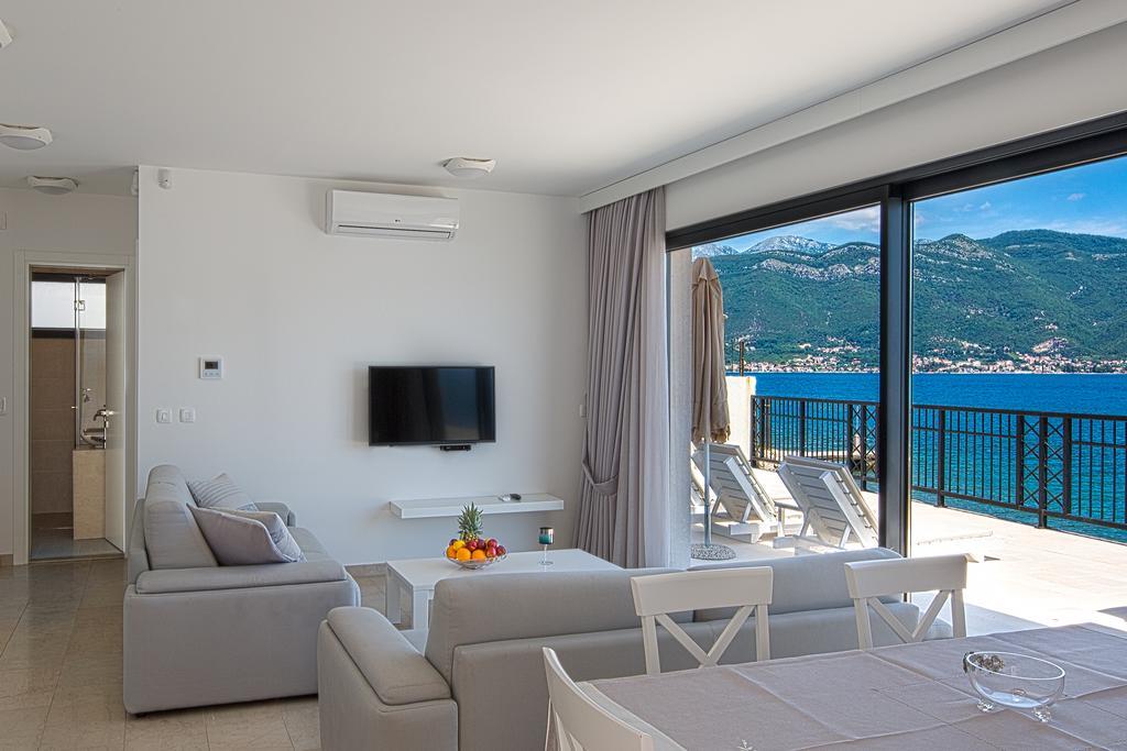 Villa Krasici Tivat Buitenkant foto