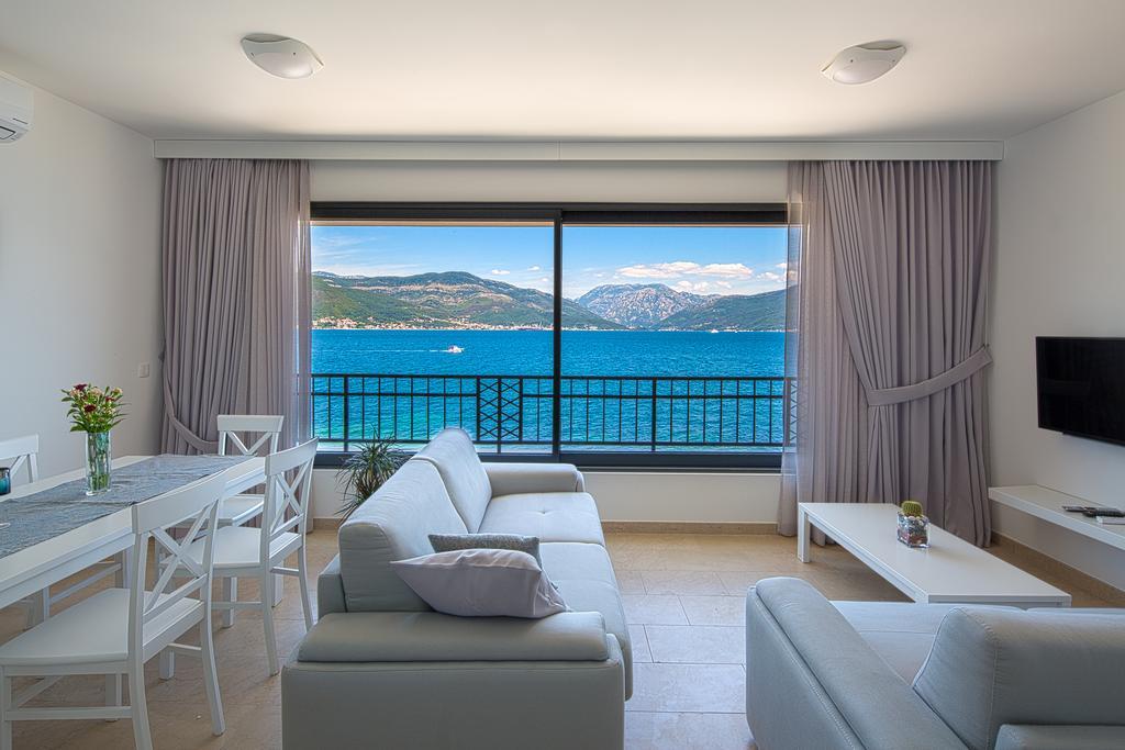 Villa Krasici Tivat Buitenkant foto