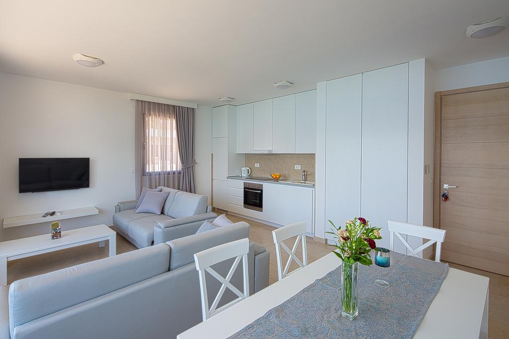 Villa Krasici Tivat Buitenkant foto