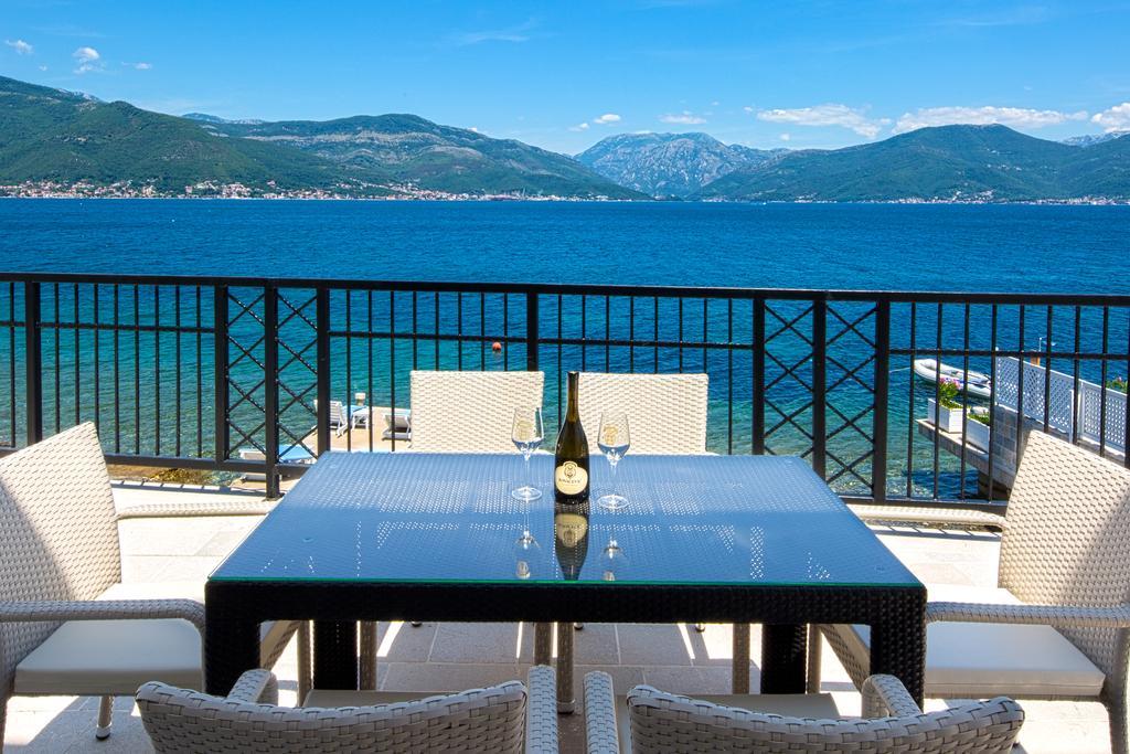 Villa Krasici Tivat Buitenkant foto