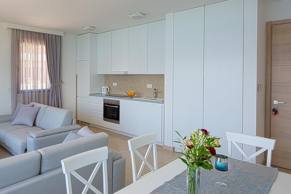 Villa Krasici Tivat Buitenkant foto