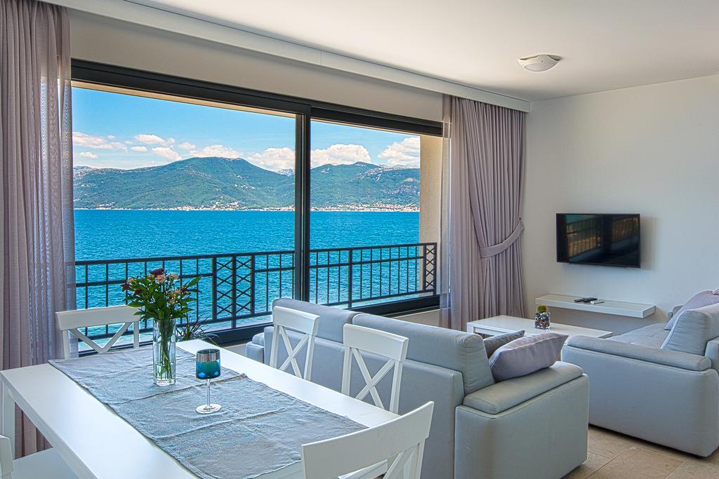 Villa Krasici Tivat Buitenkant foto